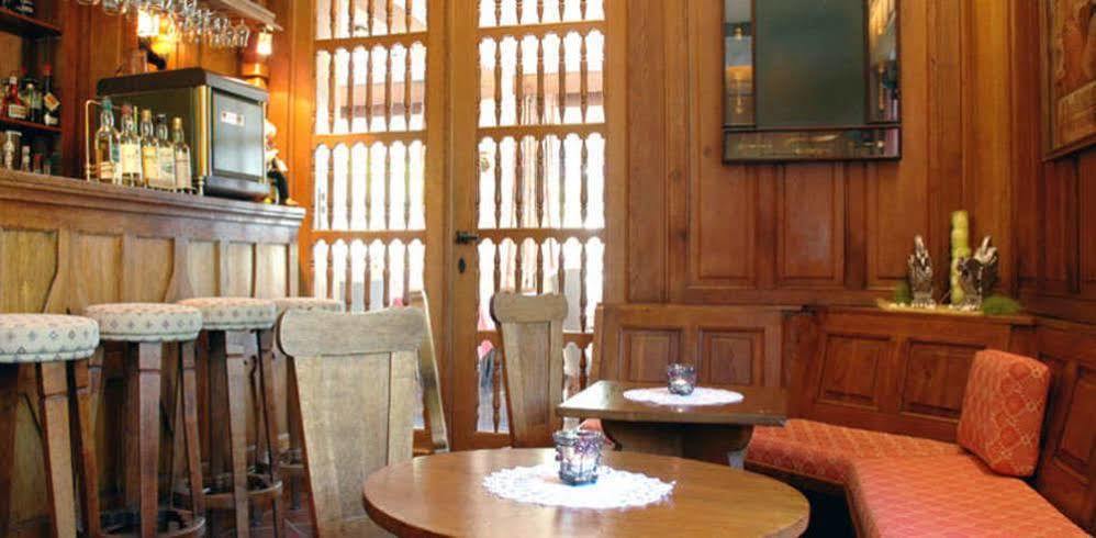 Auberge D'Alle Esterno foto